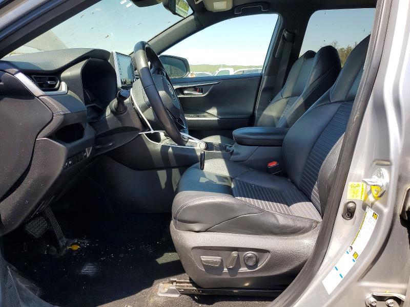 Продажа на аукционе авто 2021 Toyota Rav4, vin: 2T3E6RFV4MW025867, номер лота: 53745436