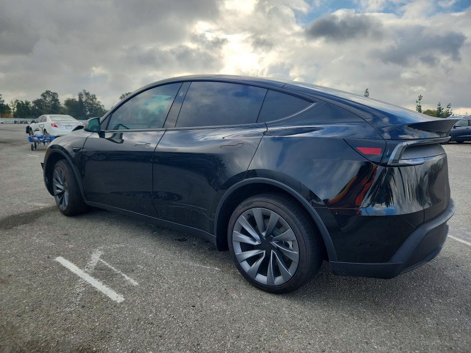 55449786 :رقم المزاد ، 7SAYGDED8TF616202 vin ، 2026 Tesla Model Y مزاد بيع