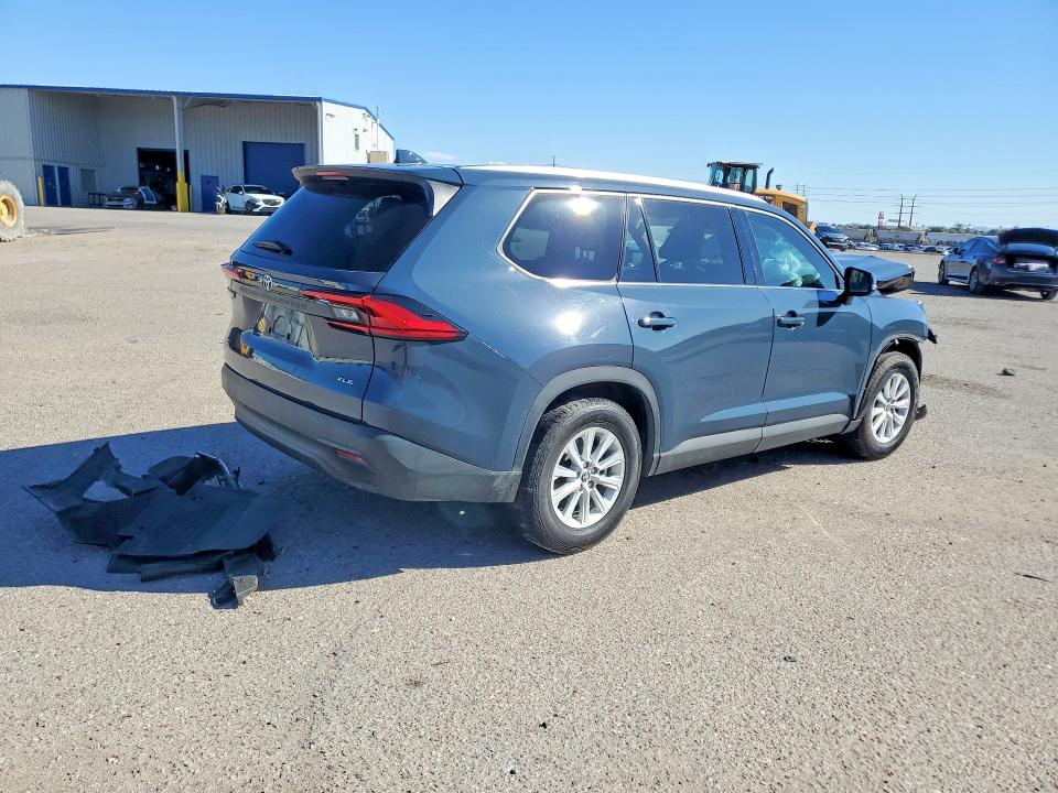 Продажа на аукционе авто 2024 Toyota Grand Highlander, vin: 5TDAAAA58RS000405, номер лота: 52573136