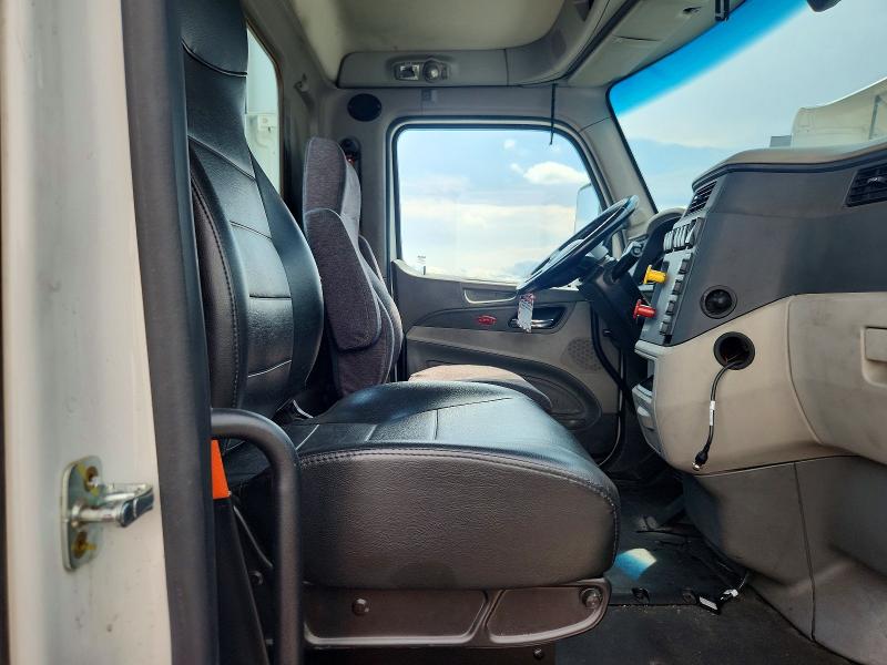 Продажа на аукционе авто 2019 Peterbilt 579, vin: 1XPBA48XXKD600212, номер лота: 53845146