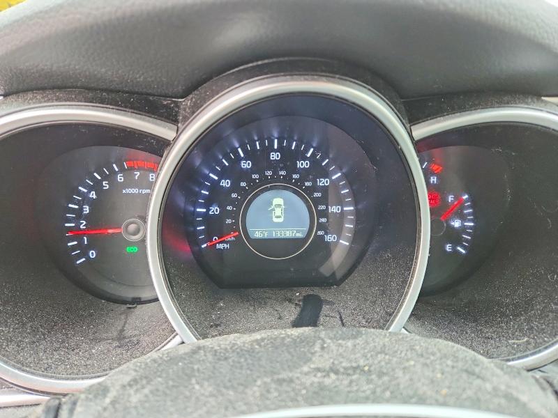 52996106 :رقم المزاد ، 5XXGM4A70FG402565 vin ، 2015 Kia Optima مزاد بيع