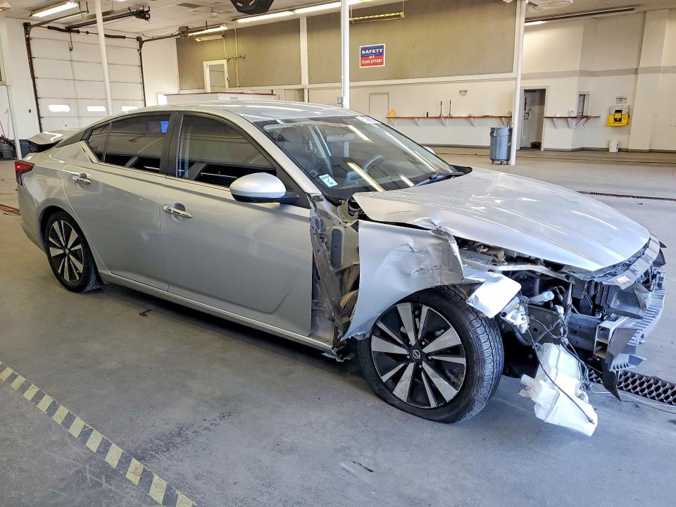 Продажа на аукционе авто 2022 Nissan Altima, vin: 1N4BL4DVXNN308225, номер лота: 52436156