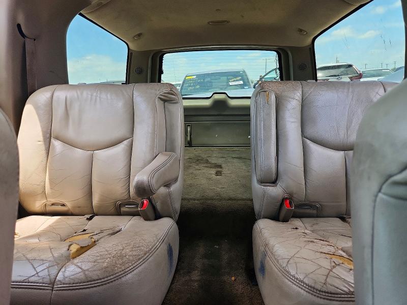Продажа на аукционе авто 2003 Chevrolet Suburban, vin: 3GNFK16Z33G230378, номер лота: 54997406