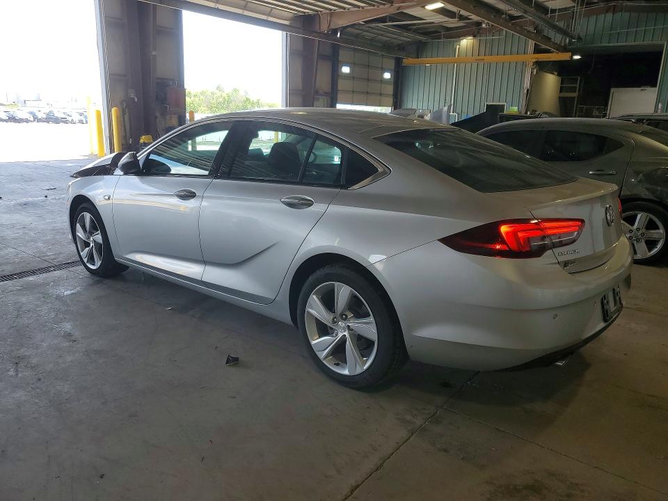 52563136 :رقم المزاد ، W04GL6SXXJ1155776 vin ، 2018 Buick Regal مزاد بيع