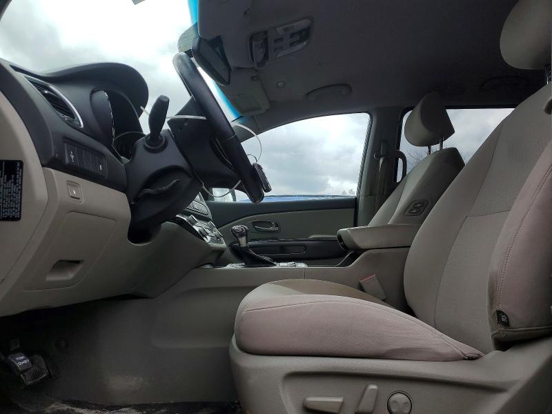 51702676 :رقم المزاد ، KNDMB5C19H6259267 vin ، 2017 Kia Sedona مزاد بيع