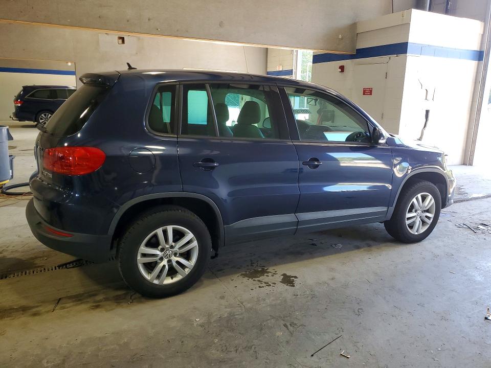 53551506 :رقم المزاد ، WVGAV7AX2CW557256 vin ، 2012 Volkswagen Tiguan مزاد بيع