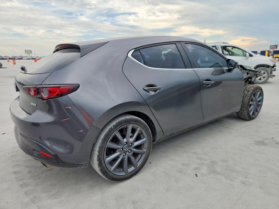 2021 Mazda 3 მანქანა იყიდება აუქციონზე, vin: JM1BPALL2M1305578, აუქციონის ნომერი: 52341826