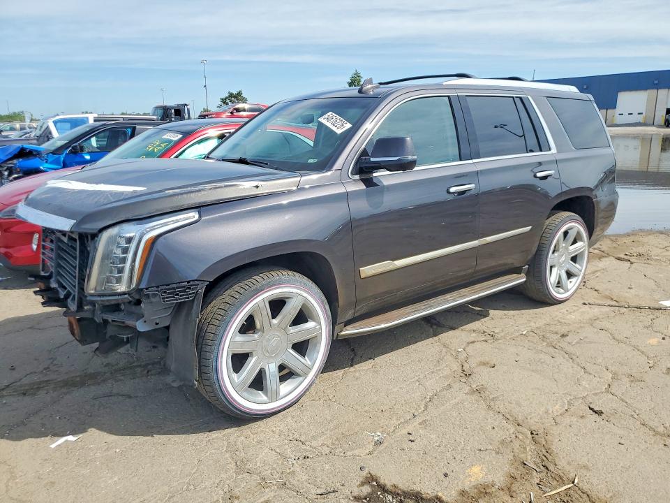 Продажа на аукционе авто 2018 Cadillac Escalade, vin: 1GYS4BKJ1JR276208, номер лота: 54616226