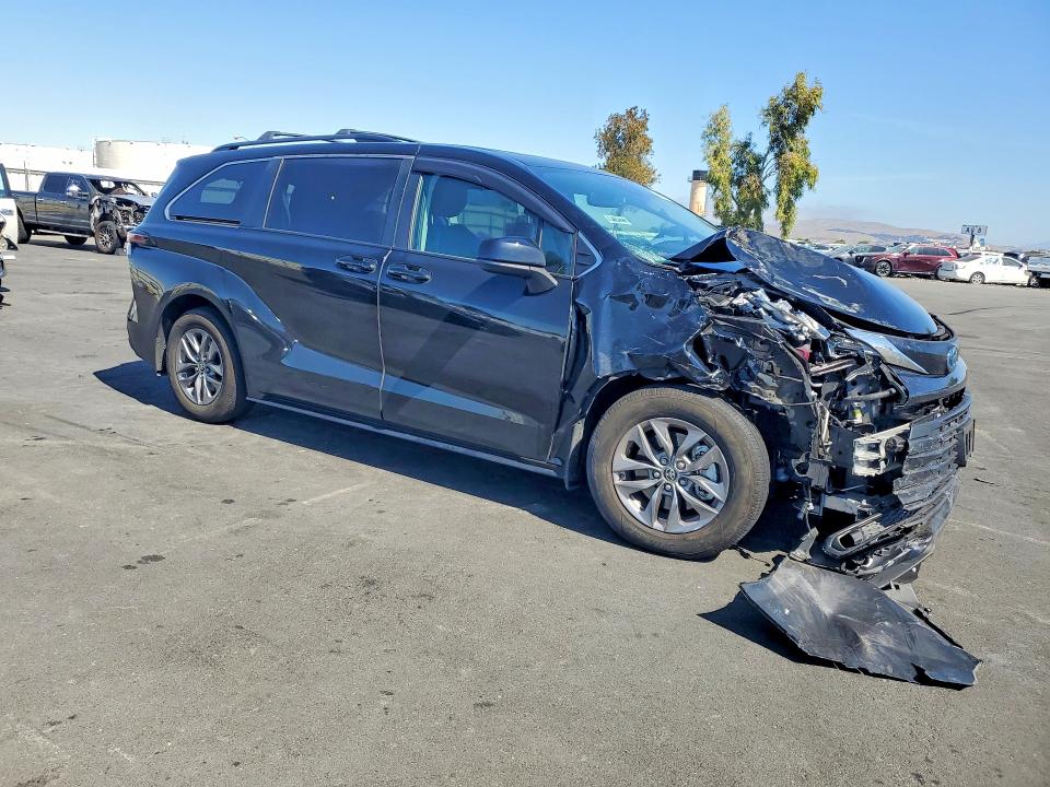 54881586 :رقم المزاد ، 5TDBRKEC7RS224454 vin ، 2024 Toyota Sienna مزاد بيع