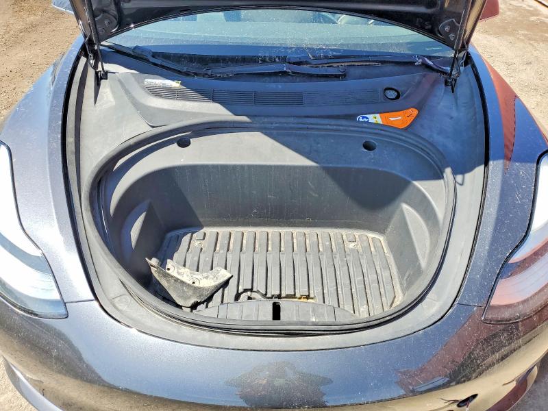 50438916 :رقم المزاد ، 5YJ3E1EA6JF025770 vin ، 2018 Tesla Model 3 مزاد بيع