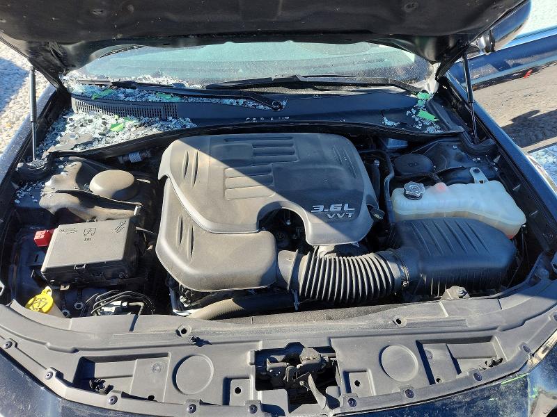 53651186 :رقم المزاد ، 2C3CCARGXHH558055 vin ، 2017 Chrysler 300 مزاد بيع