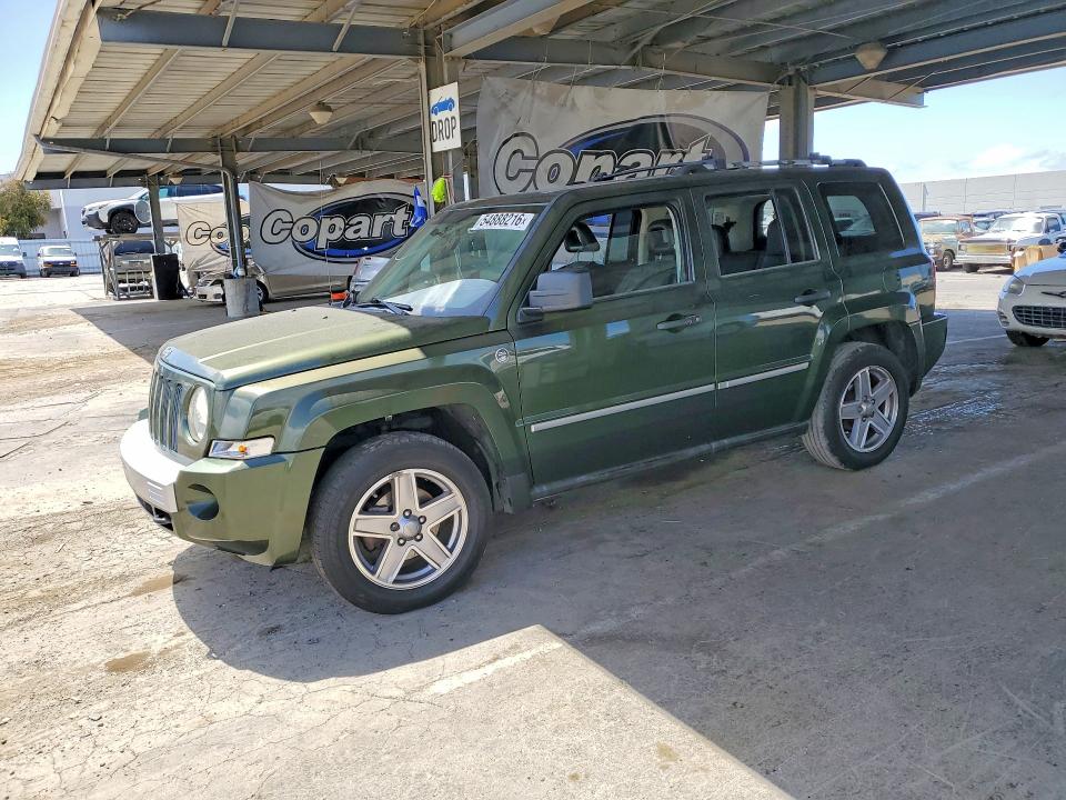 54888216 :رقم المزاد ، 1J8FF48W58D528526 vin ، 2008 Jeep Patriot مزاد بيع