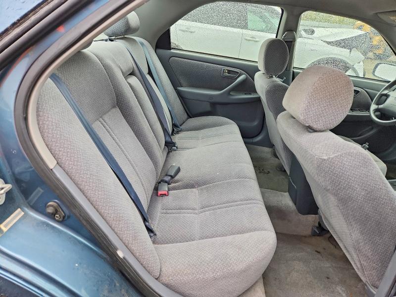 51966346 :رقم المزاد ، 4T1BG22K71U763153 vin ، 2001 Toyota Camry مزاد بيع