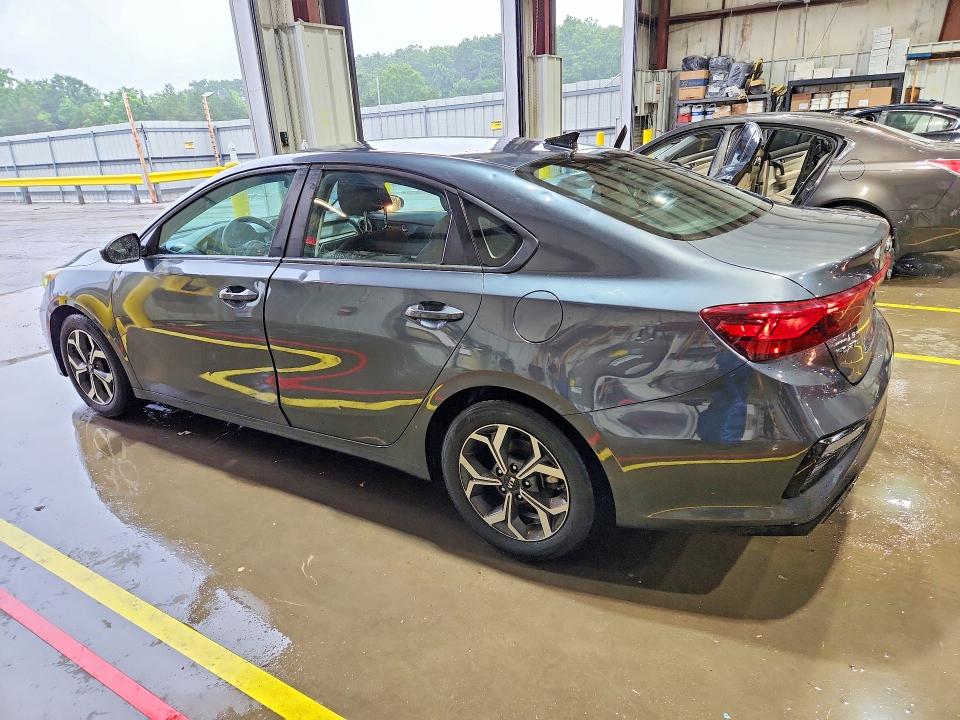 54447546 :رقم المزاد ، 3KPF24AD3LE209211 vin ، 2020 Kia Forte مزاد بيع