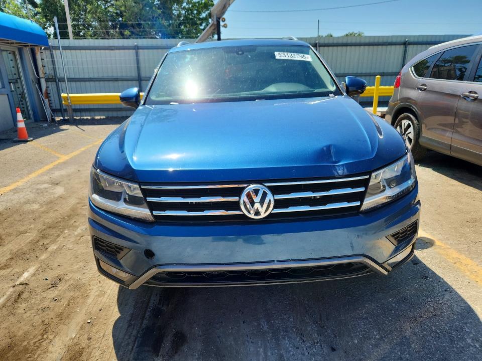 53132796 :رقم المزاد ، 3VV3B7AX6JM014755 vin ، 2018 Volkswagen Tiguan مزاد بيع