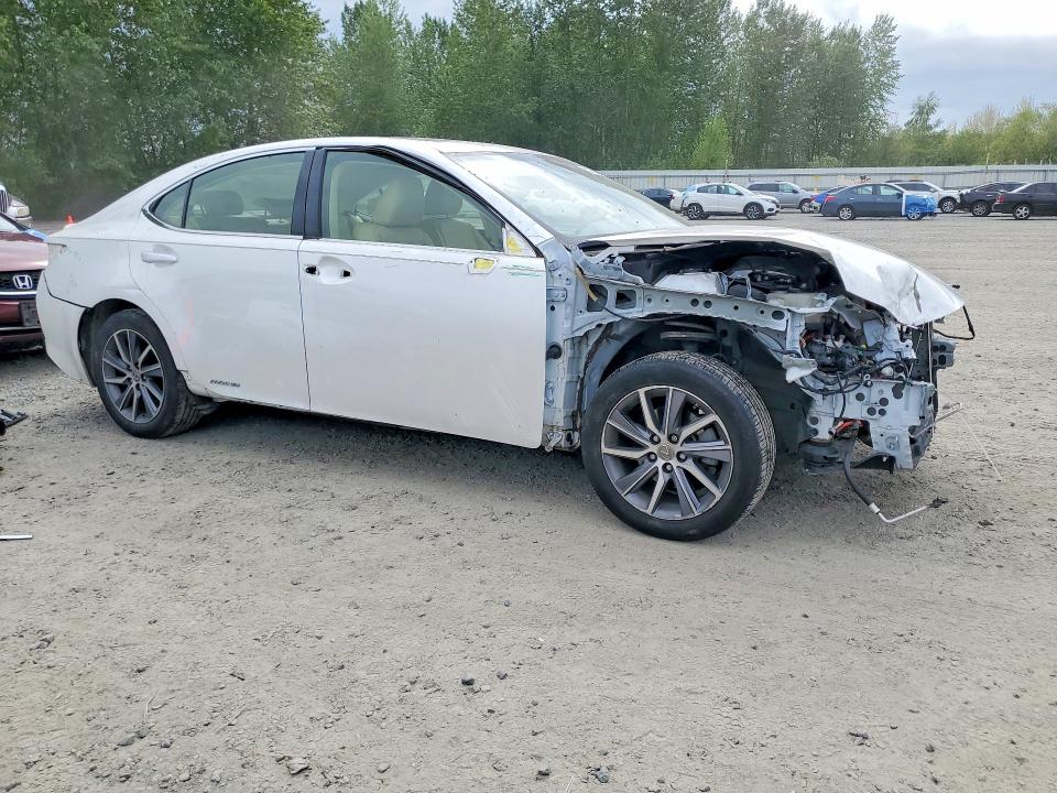 51701166 :رقم المزاد ، JTHBW1GG0G2109099 vin ، 2016 Lexus Es مزاد بيع