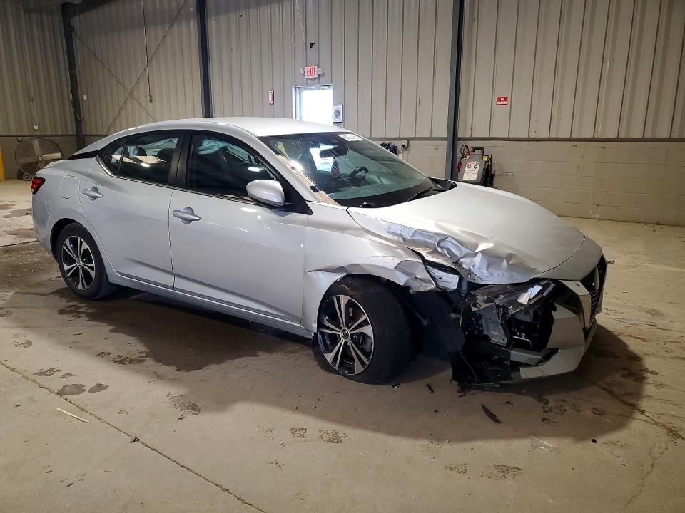 51951746 :رقم المزاد ، 3N1AB8CV6NY245163 vin ، 2022 Nissan Sentra مزاد بيع