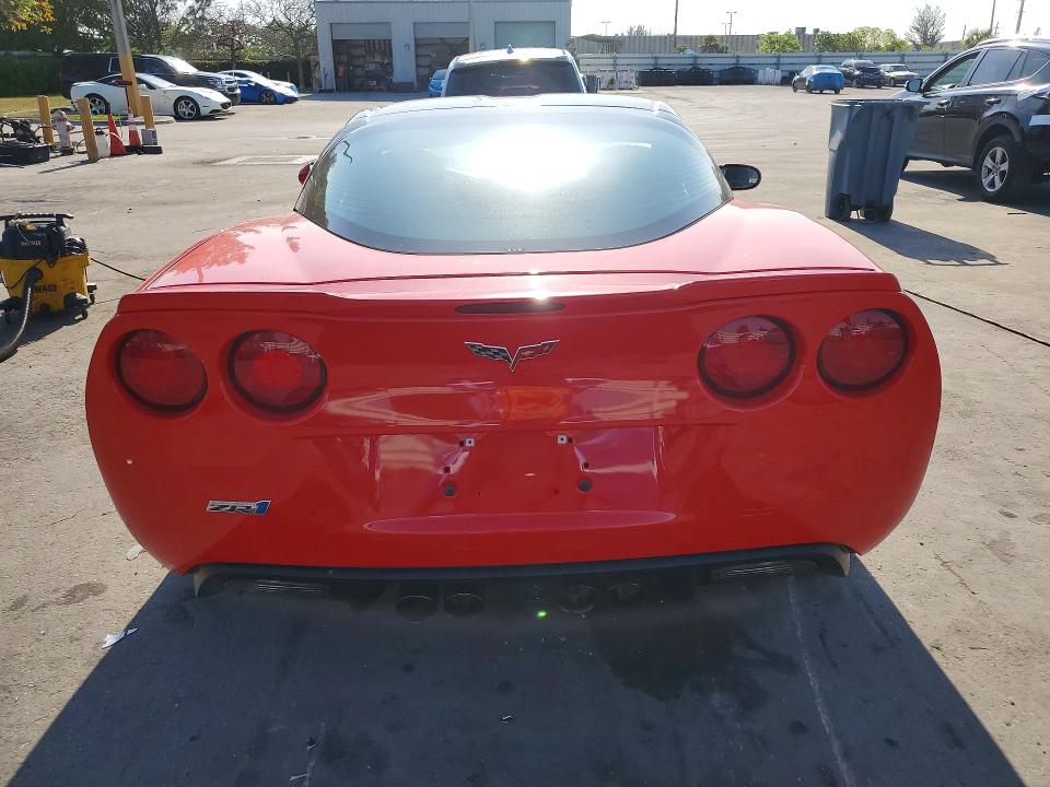 52218276 :رقم المزاد ، 1G1YN2DT6A5800352 vin ، 2010 Chevrolet Corvette مزاد بيع