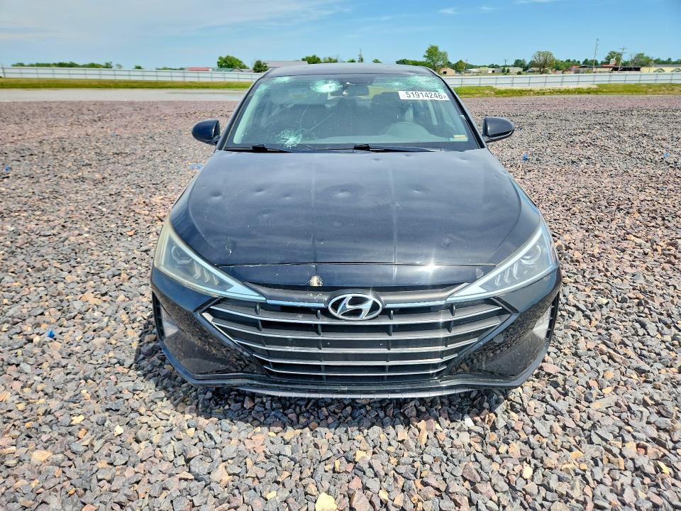 51914246 :رقم المزاد ، 5NPD84LF5LH581231 vin ، 2020 Hyundai Elantra مزاد بيع