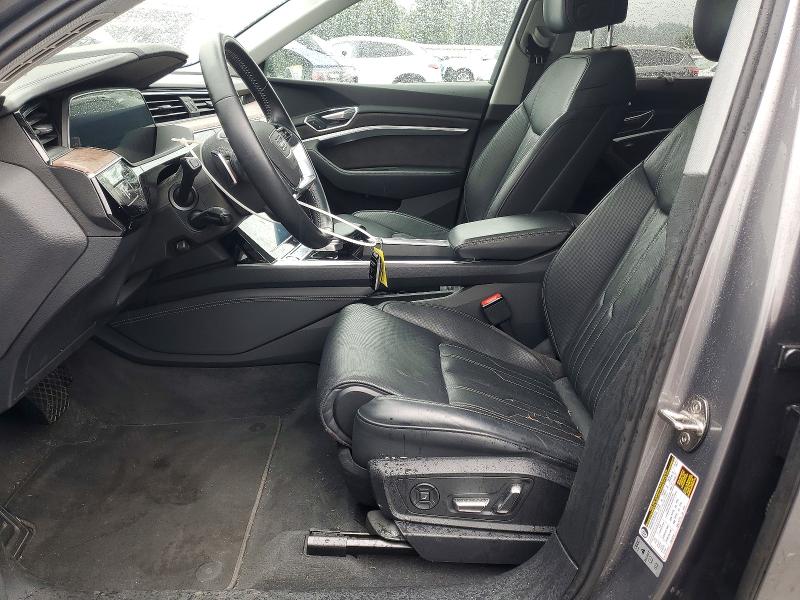 53088706 :رقم المزاد ، WA1VABGE2KB020767 vin ، 2019 Audi E-tron مزاد بيع