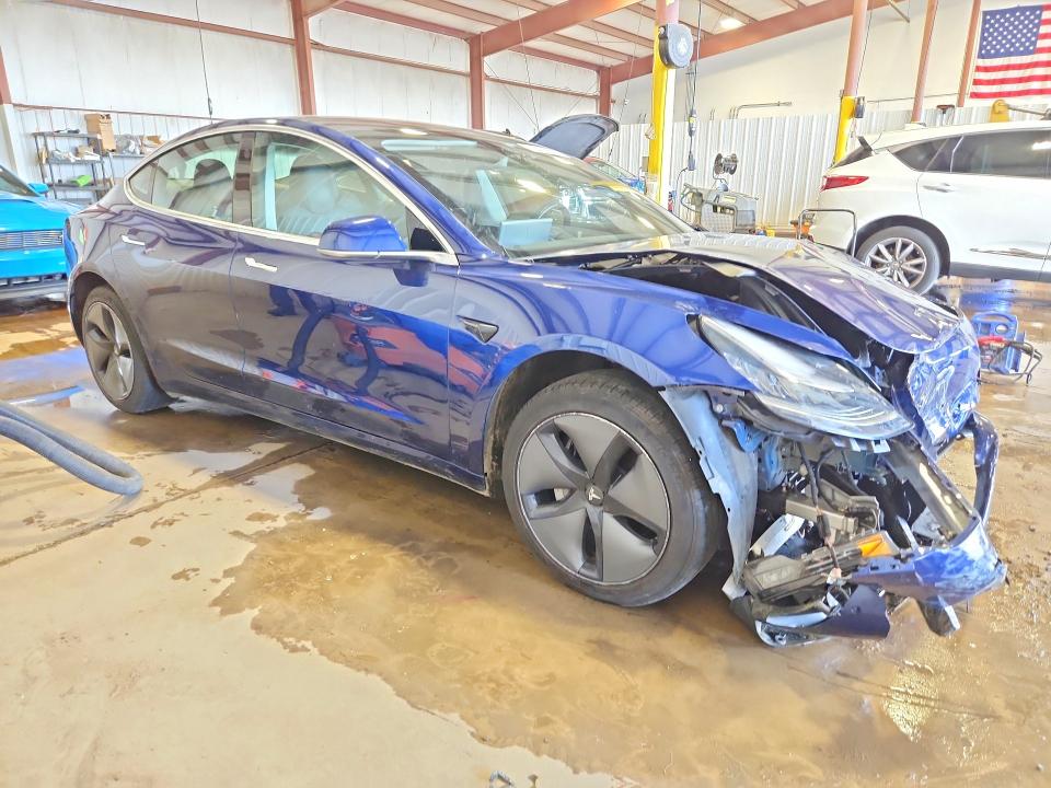 55155356 :رقم المزاد ، 5YJ3E1EA0JF124780 vin ، 2018 Tesla Model 3 مزاد بيع