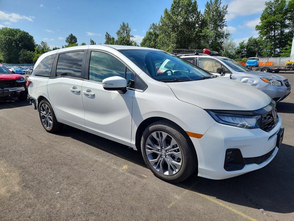 55573876 :رقم المزاد ، 5FNRL6H82TB022924 vin ، 2026 Honda Odyssey مزاد بيع