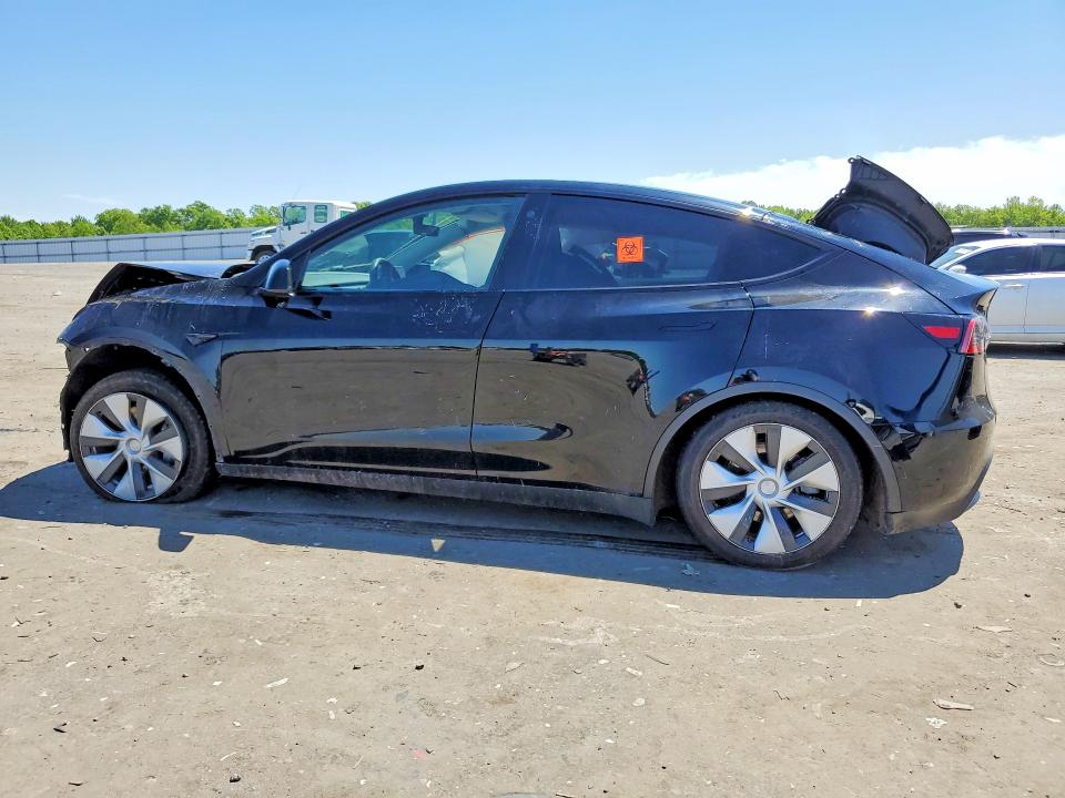 52125156 :رقم المزاد ، 7SAYGAEE2NF523024 vin ، 2022 Tesla Model Y مزاد بيع