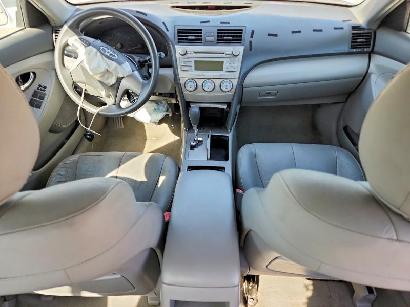 50779036 :رقم المزاد ، 4T1BF3EK0AU570069 vin ، 2010 Toyota Camry مزاد بيع
