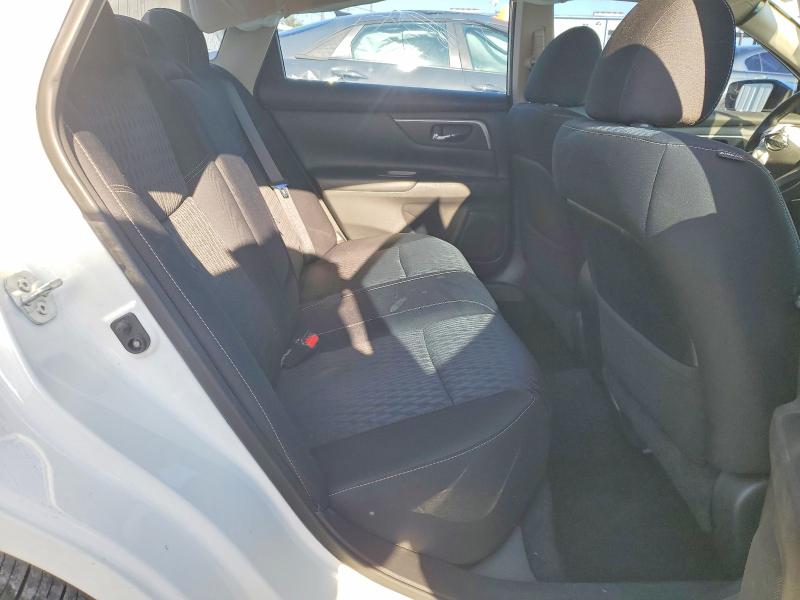 2018 Nissan Altima მანქანა იყიდება აუქციონზე, vin: 1N4AL3AP4JC266216, აუქციონის ნომერი: 54608596