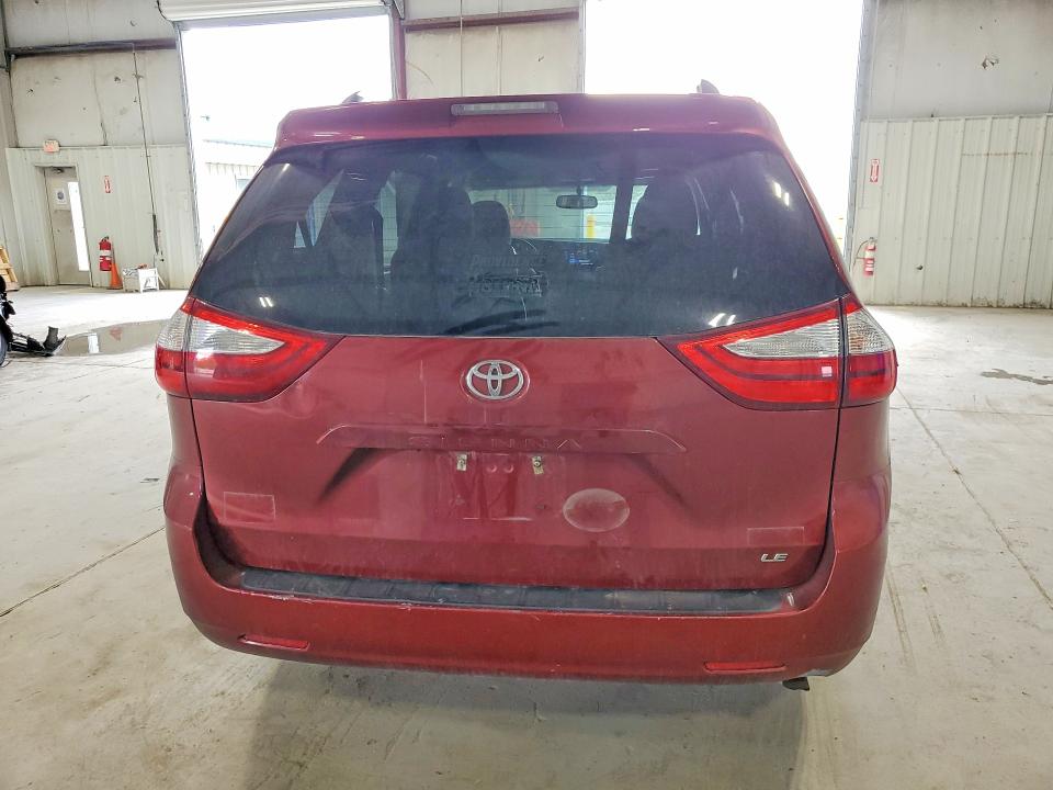 Aukcja sprzedaży 2015 Toyota Sienna, vin: 5TDKK3DC2FS689053, numer aukcji: 54227396