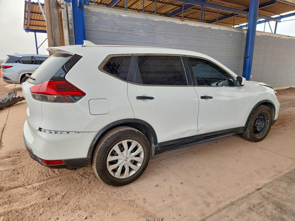 2017 Nissan Rogue მანქანა იყიდება აუქციონზე, vin: KNMAT2MT5HP544301, აუქციონის ნომერი: 52370306