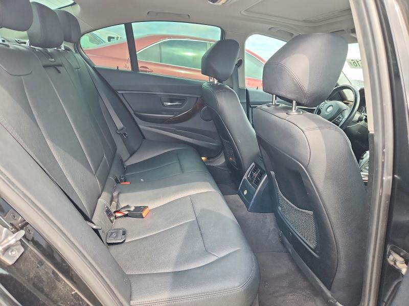 55504516 :رقم المزاد ، WBA3C1C59EK117179 vin ، 2014 Bmw 328 مزاد بيع