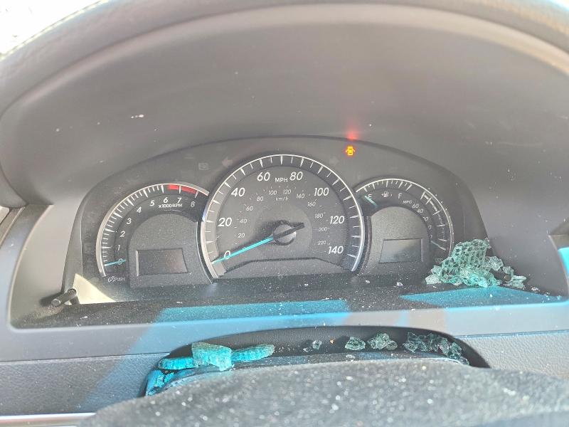 41630936 :رقم المزاد ، 4T4BF1FK4ER414955 vin ، 2014 Toyota Camry مزاد بيع