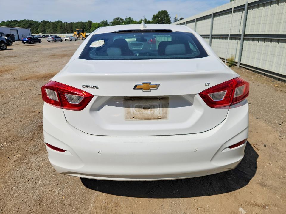 Продажа на аукционе авто 2017 Chevrolet Cruze, vin: 1G1BE5SMXH7138731, номер лота: 53745396