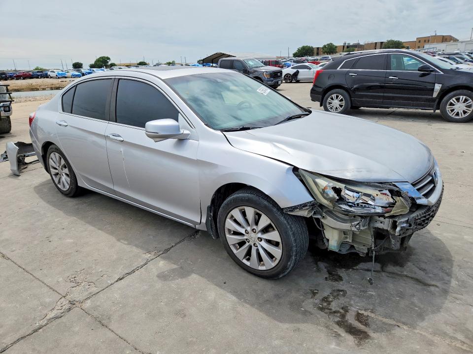 2013 Honda Accord მანქანა იყიდება აუქციონზე, vin: 1HGCR2F86DA135674, აუქციონის ნომერი: 52664346