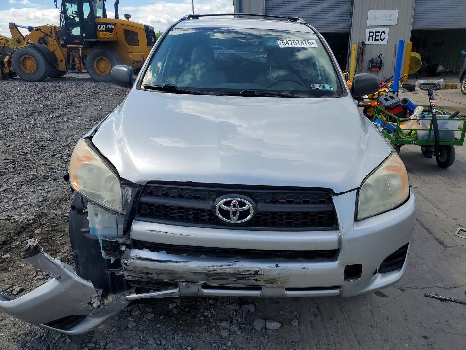 54757376 :رقم المزاد ، 2T3BF4DVXBW139815 vin ، 2011 Toyota Rav4 مزاد بيع