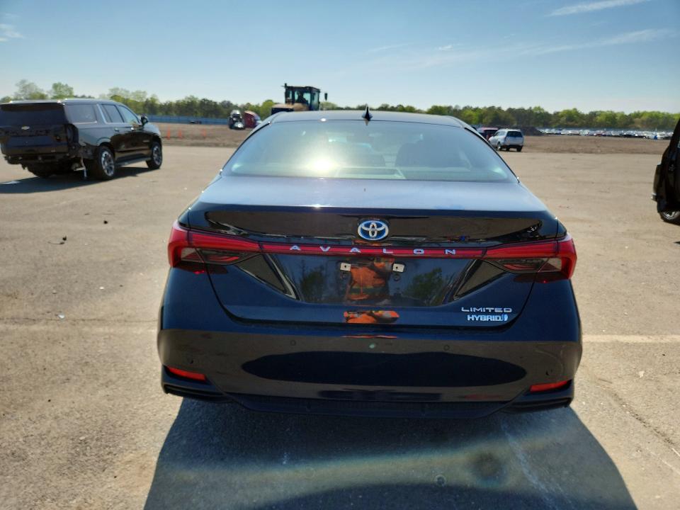 53757596 :رقم المزاد ، 4T1DA1AB7MU005582 vin ، 2021 Toyota Avalon مزاد بيع