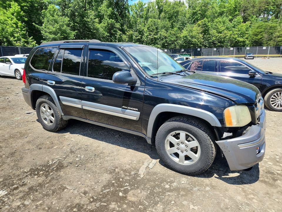 54692236 :رقم المزاد ، 4NUDT13SX52700958 vin ، 2005 Isuzu Ascender مزاد بيع