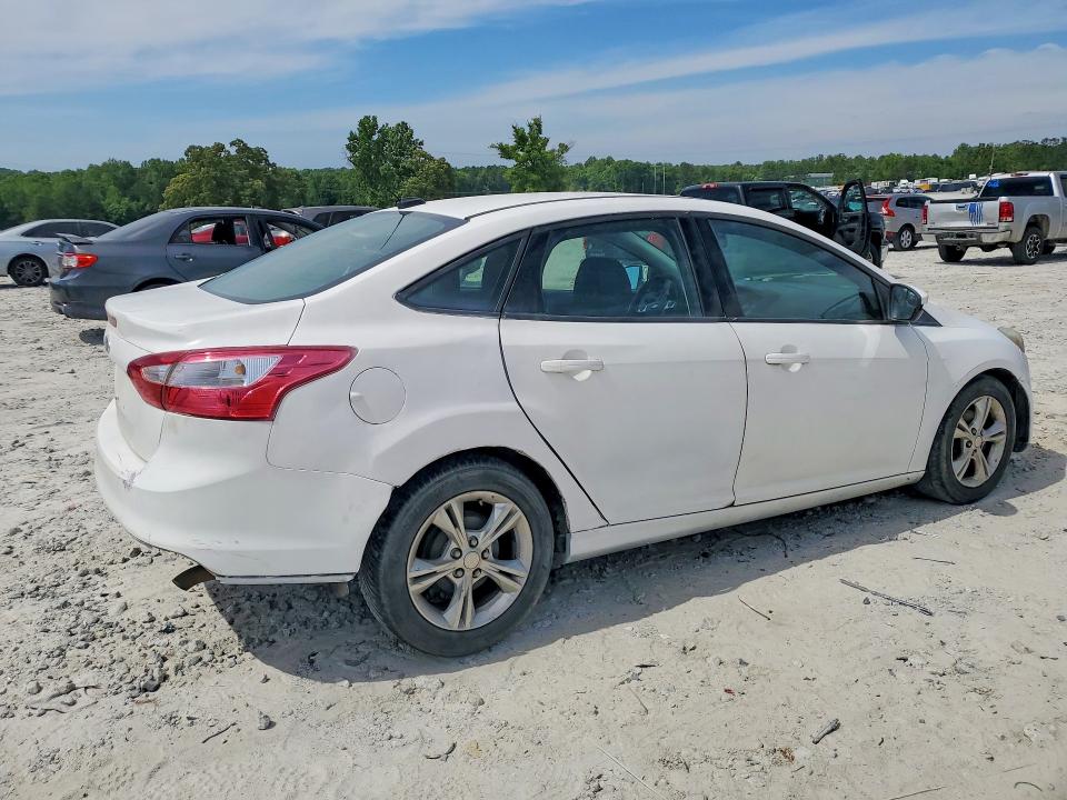 Продажа на аукционе авто 2013 Ford Focus, vin: 1FADP3F21DL211774, номер лота: 52523536