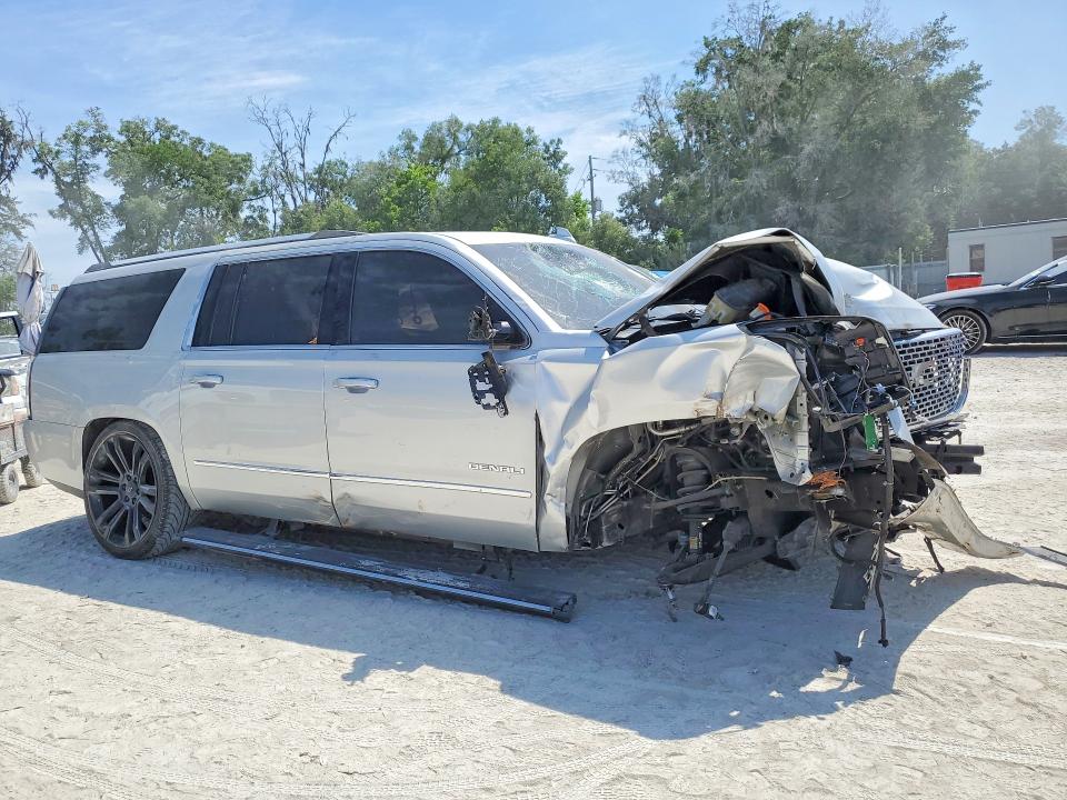 52026676 :رقم المزاد ، 1GKS1HKJ2HR368203 vin ، 2017 Gmc Yukon Xl مزاد بيع