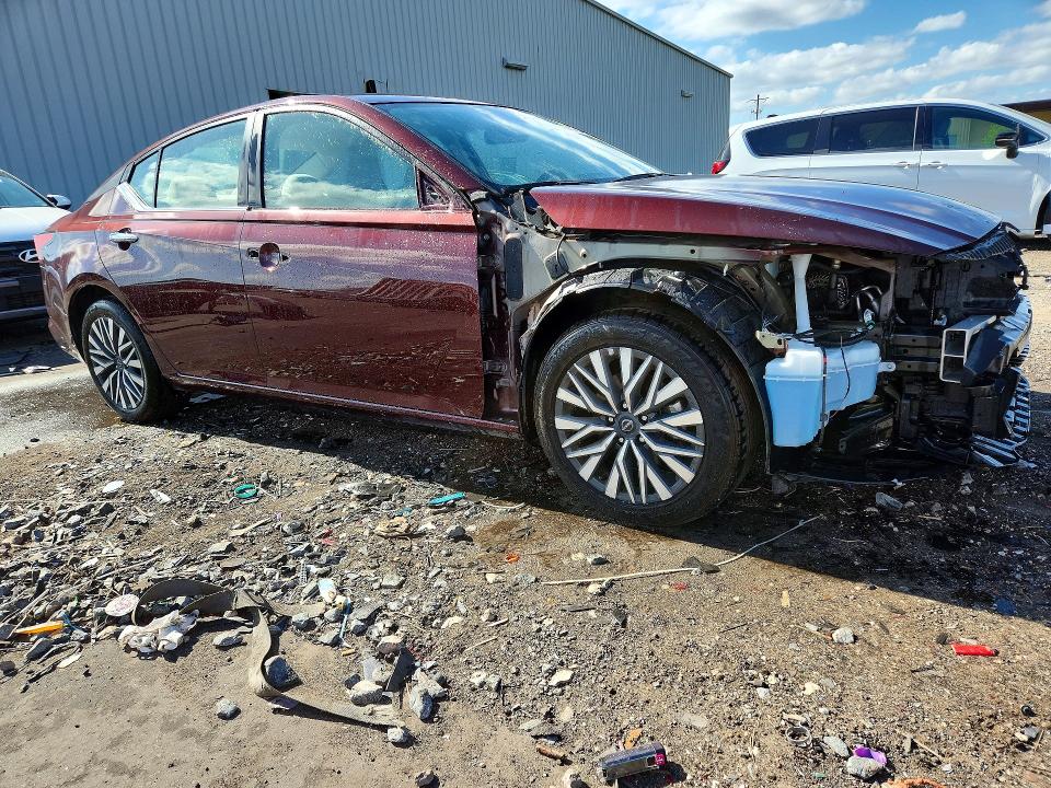 53826636 :رقم المزاد ، 1N4BL4DV3SN311463 vin ، 2025 Nissan Altima مزاد بيع