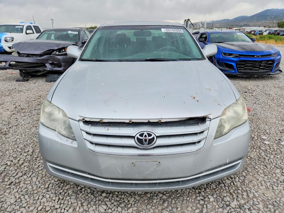 2005 Toyota Avalon მანქანა იყიდება აუქციონზე, vin: 4T1BK36B25U014619, აუქციონის ნომერი: 55742666