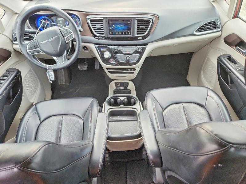 Продажа на аукционе авто 2020 Chrysler Voyager, vin: 2C4RC1DG0LR255138, номер лота: 52477546