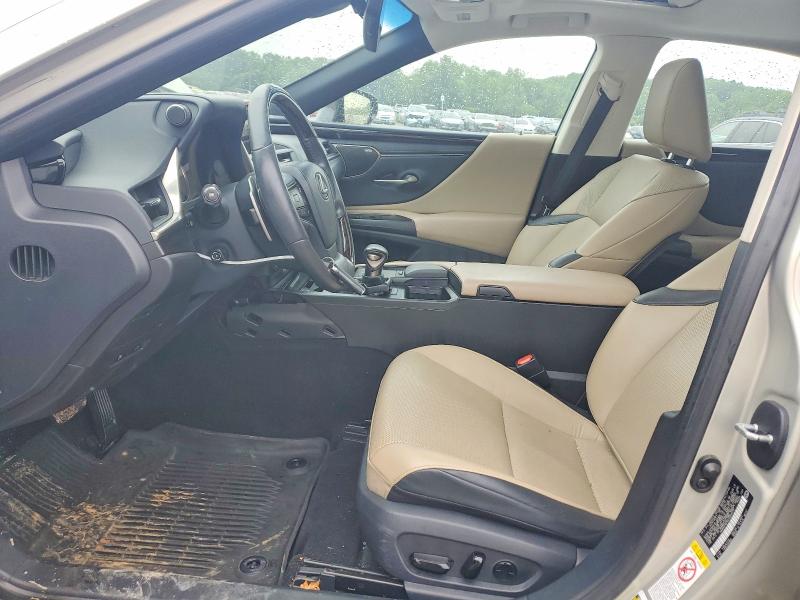 2019 Lexus Es მანქანა იყიდება აუქციონზე, vin: 58ABZ1B1XKU004079, აუქციონის ნომერი: 54705316