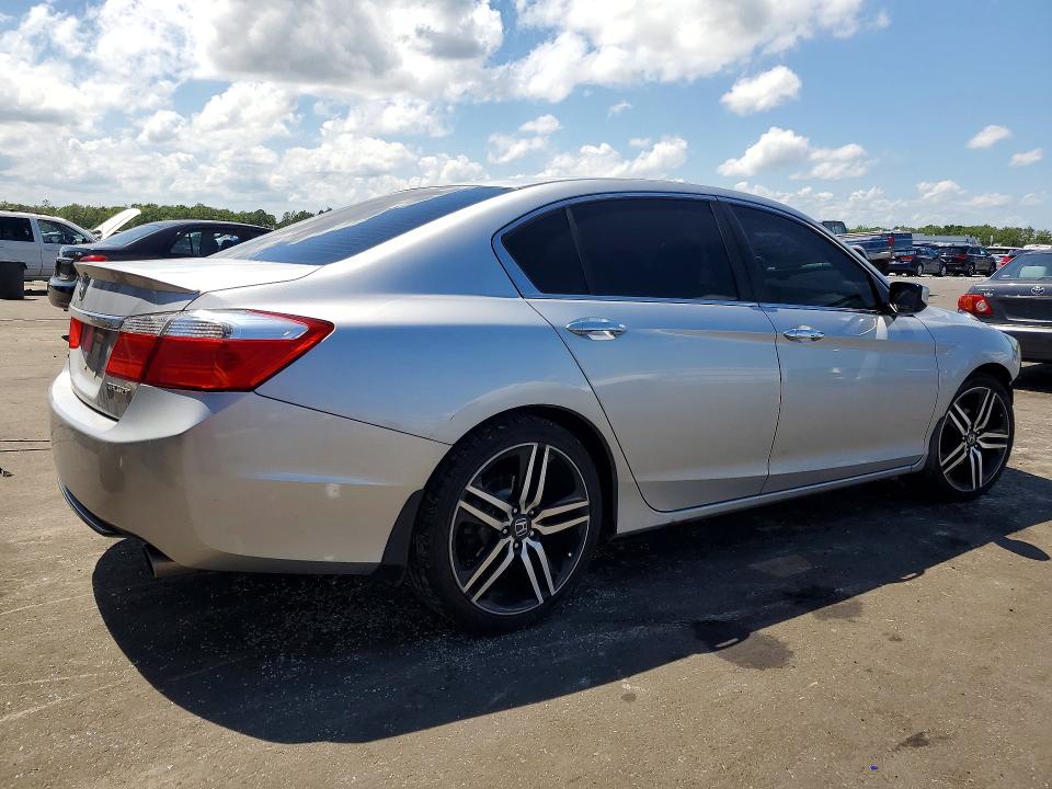 2013 Honda Accord მანქანა იყიდება აუქციონზე, vin: 1HGCR2F5XDA070706, აუქციონის ნომერი: 54329886