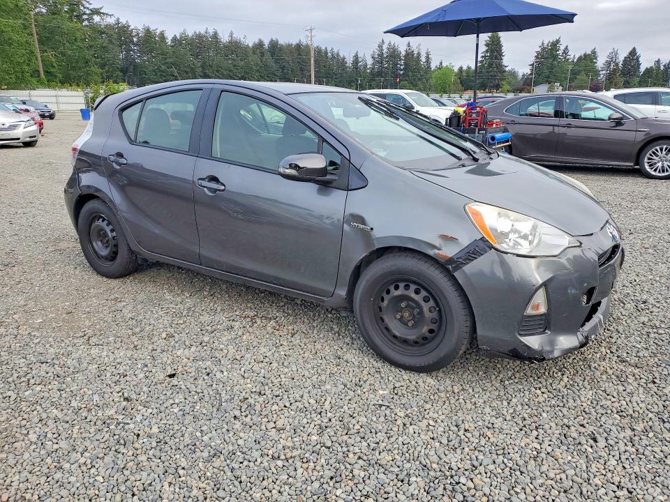 54250126 :رقم المزاد ، JTDKDTB32C1520379 vin ، 2012 Toyota Prius C مزاد بيع