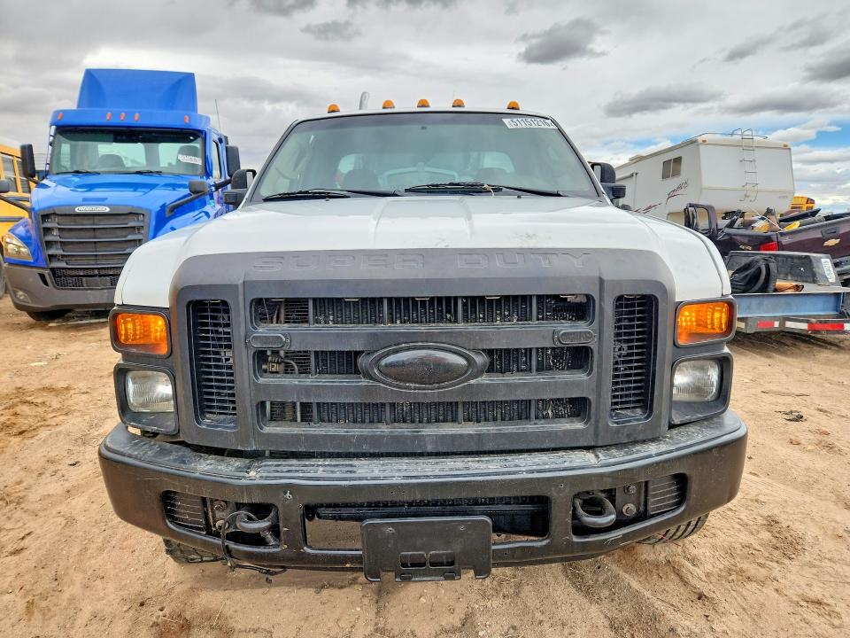 51151216 :رقم المزاد ، 1FDWX3HR9AEB16033 vin ، 2010 Ford F350 مزاد بيع