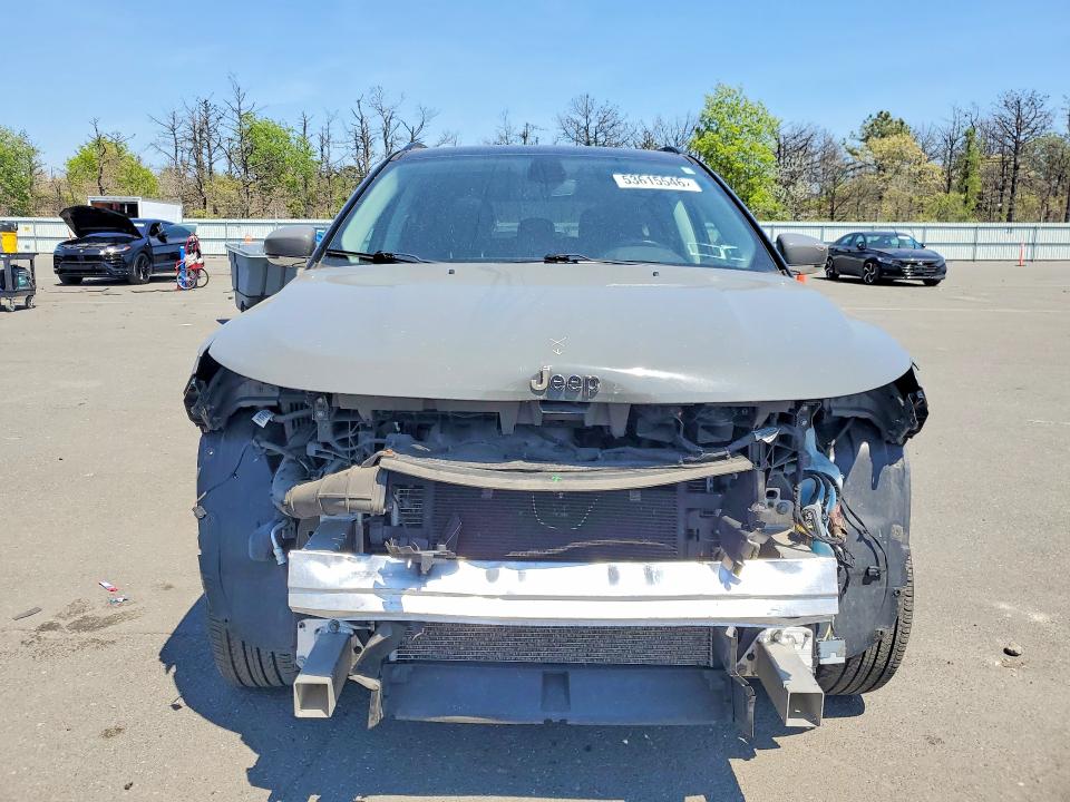 53615546 :رقم المزاد ، 3C4NJDCB9KT767858 vin ، 2019 Jeep Compass مزاد بيع