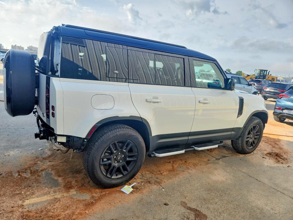 52356946 :رقم المزاد ، SALEJ7EX1P2239436 vin ، 2023 Land Rover Defender مزاد بيع