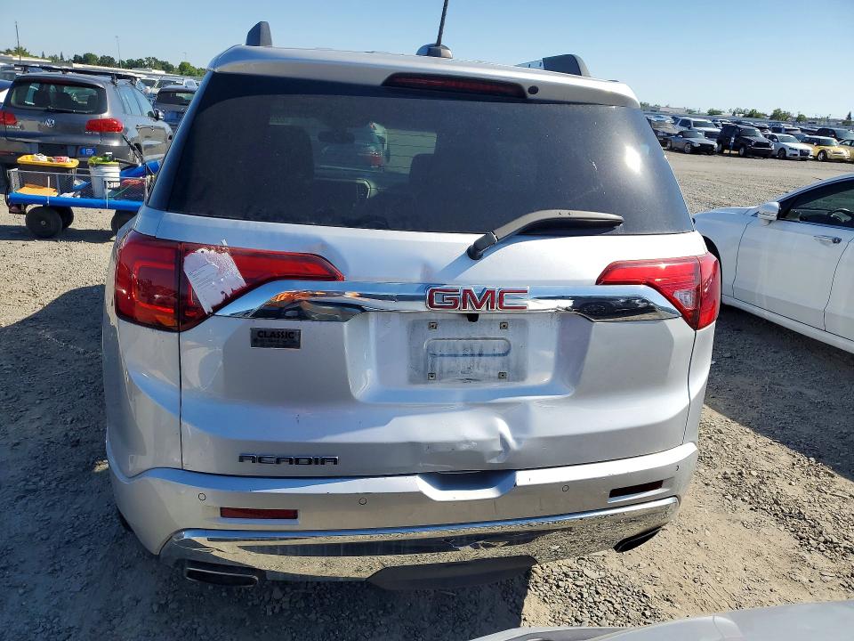 52906916 :رقم المزاد ، 1GKKNPLS2HZ267992 vin ، 2017 Gmc Acadia مزاد بيع